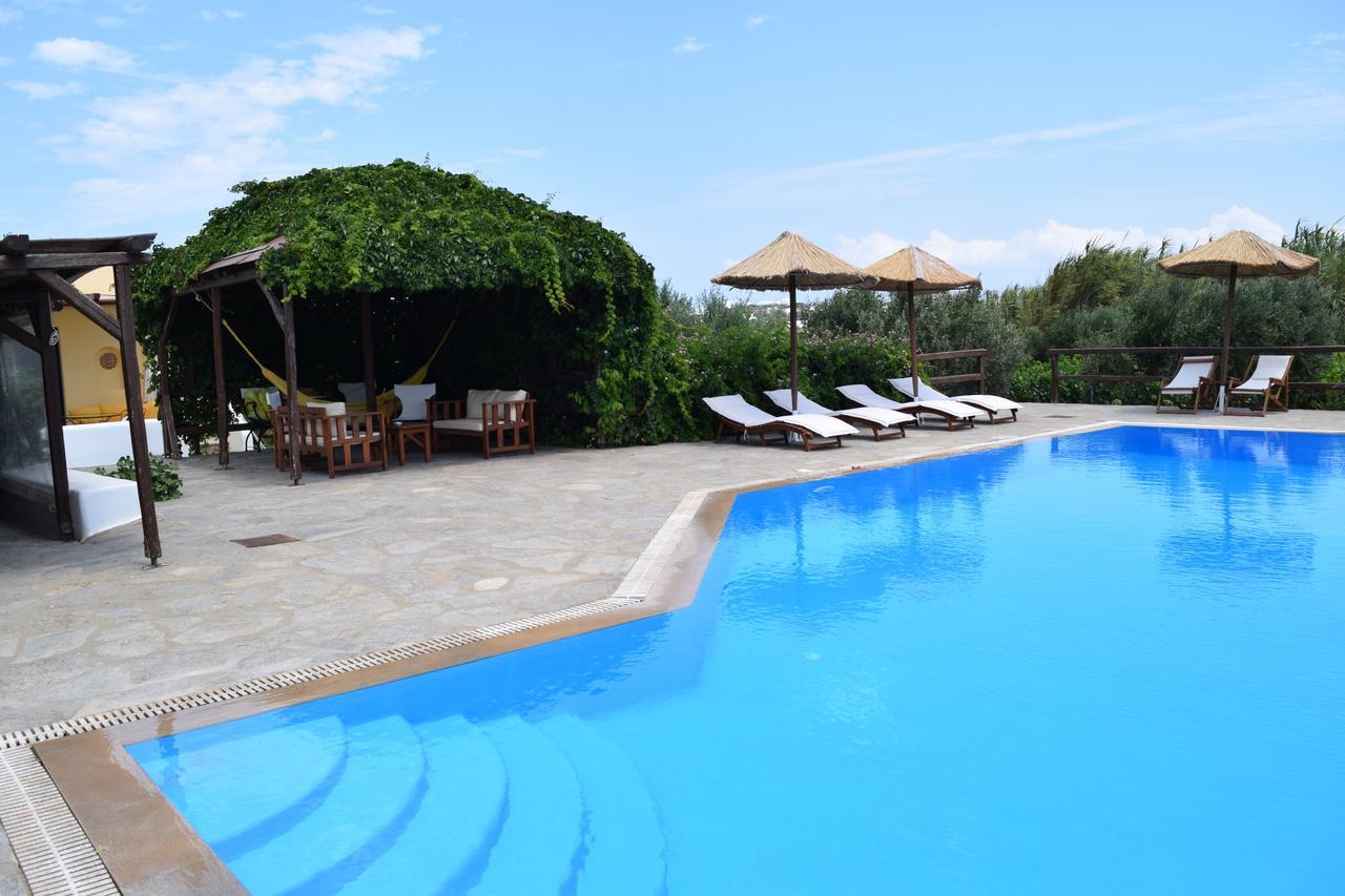 Tzane Studios & Apartments - Steps Away From Golden Beach Chrisi Akti  Eksteriør bilde
