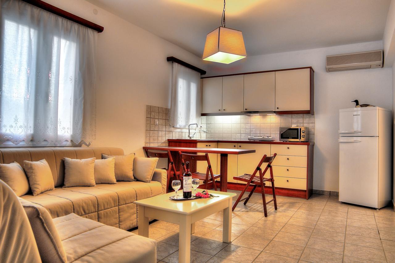 Tzane Studios & Apartments - Steps Away From Golden Beach Chrisi Akti  Eksteriør bilde